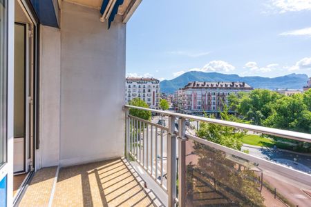 Location Appartement 2 pièces 51m² ANNECY 74000 - Photo 5