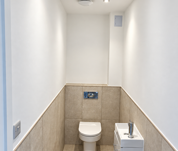2 bedroom end of terrace house to rent - Photo 3