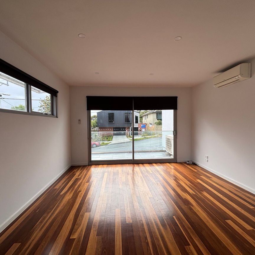 Effortless Lifestyle In A Great Location! - Photo 1