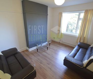 3 bedroom semi-detached house to rent - Photo 5