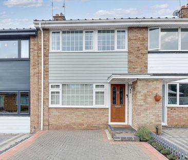 3 bedroom terraced house to rent - Photo 2