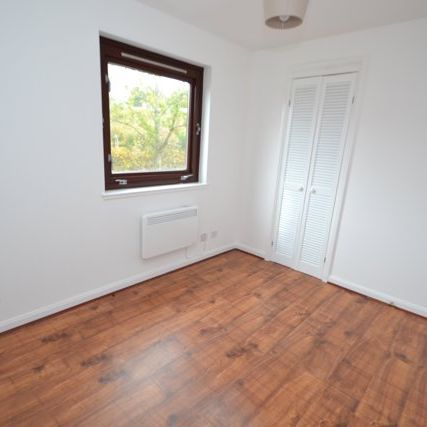 30 Hutcheon Low Place, AB21 9WL, Aberdeen - Photo 1