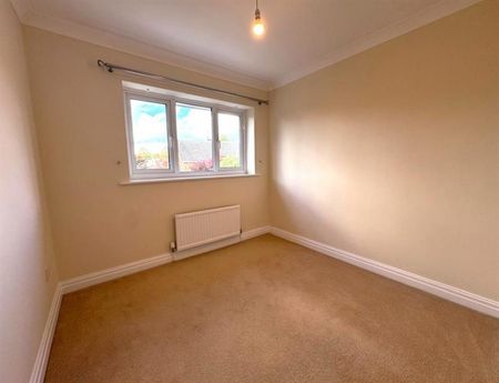 3 Bedroom Terraced To Let - Photo 2