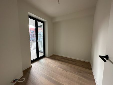 Modern appartement met uitzicht op een sfeervolle binnentuin - Photo 4