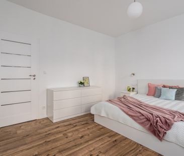 Poznań, Poznań-Stare Miasto - Photo 3