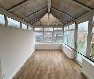 3 bedroom terraced house to rent - Photo 3