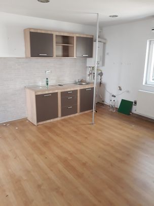 Garsonieră semidecomandată, 50 m², Strada Buzești, 63011 București - Photo 1