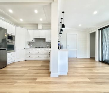 Charming Renovated Home in Prime Strathfield South Location - Photo 4