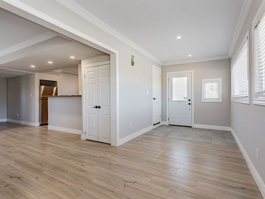 For Lease - 1315 Broadview Street Unit# Main, Pickering, Ontario - Photo 1