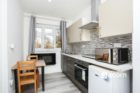 1 bedroom flat to rent - Photo 2