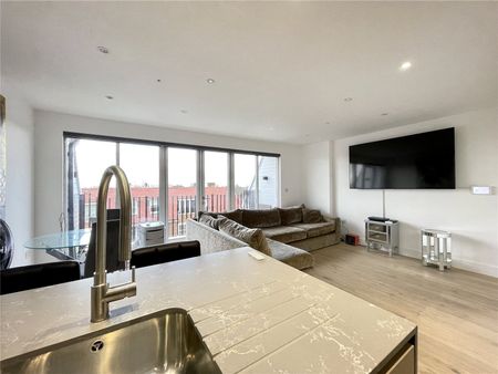 High Road, Whetstone Square - Photo 4