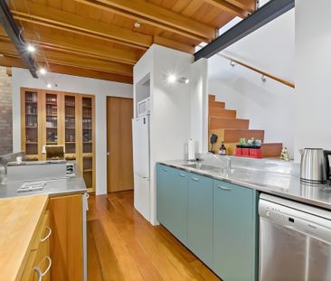 Sophisticated Living - Photo 1