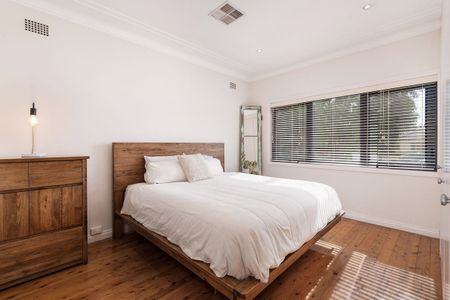 Stylish & Versatile Single Level Home with Granny Flat - Photo 3