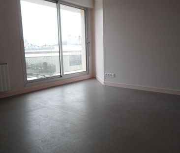 Location Appartement 3 pièces 100m² BOURGES 18000 - Photo 6