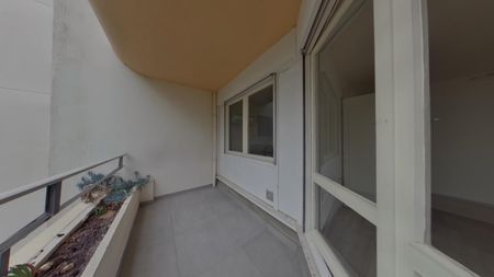 Location Appartement 1 pièce 33m² POITIERS 86000 - Photo 4