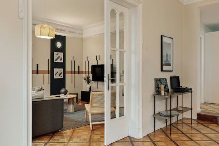 Carrer de Tavern, Barcelona, Catalonia 08006 - Photo 2