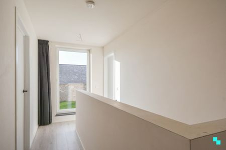 Ruime en energiezuinige nieuwbouwwoning gelegen te Izegem - Photo 5