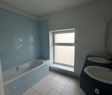 Location Appartement 3 pièces 86m² NANCY 54000 - Photo 3