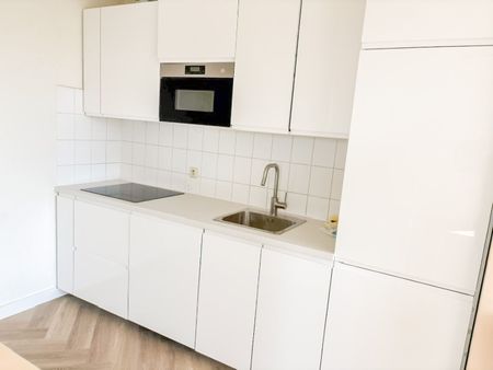 Appartement te huur: Zuidplein 688 3083 CX Rotterdam - Photo 2
