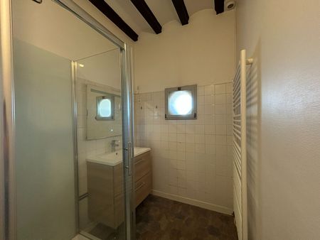Location Appartement 4 pièces 95m² - Photo 2