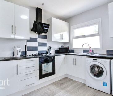 4 bedroom bungalow to rent - Photo 4