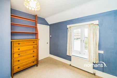 3 bedroom terraced house to rent - Photo 3