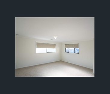 Luxury Home, Zoned To MacKillop College - Photo 4