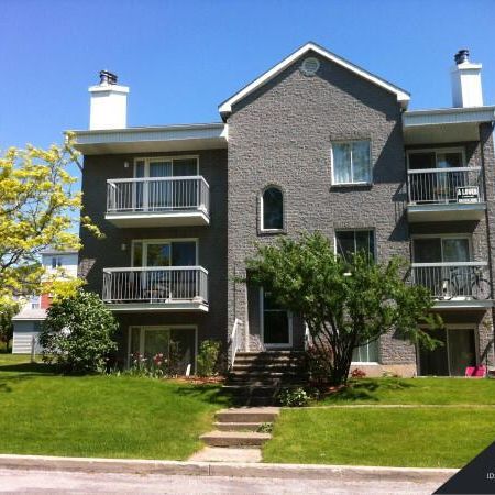 Otterburn Park Condo 4 1/2 - Photo 3