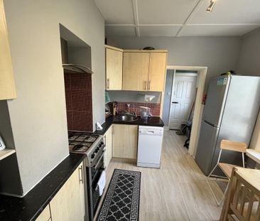 1 bedroom bedsit to rent - Photo 2