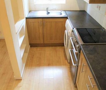 Hereward Green Loughton Essex United Kingdom, IG10 - Photo 5