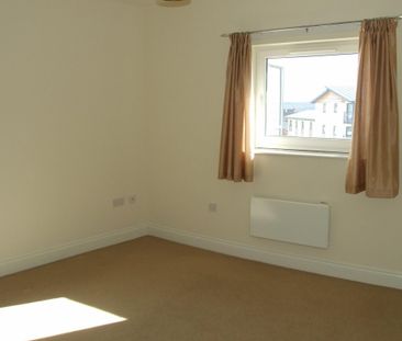 Holly Court, Old Town, Swindon - Photo 1