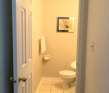 For Lease - 33 Stonewood Street, Ajax, Ontario - Photo 6