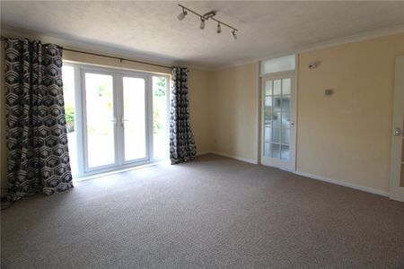 2 bedroom bungalow to rent - Photo 2