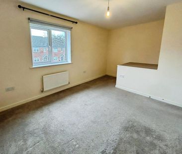 3 bedroom terraced house to rent - Photo 3