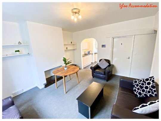 6 Rosedale Gardens, Ecclesall - Photo 1