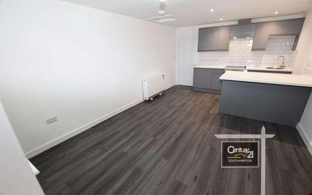 |ref: |, Portsmouth Road, Southampton, SO19 - Photo 3