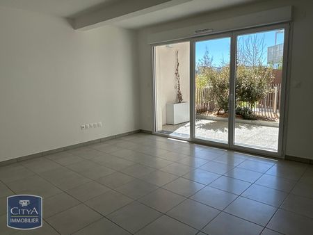 Location Appartement 4 pièces 74m² BEAUZELLE 31700 - Photo 2