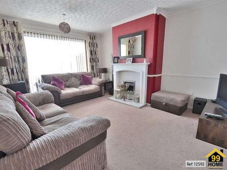 Graceway, Stevenage, Hertfordshire, SG1 - Photo 2