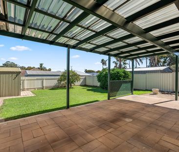 55 Suzanne Avenue, Morphett Vale, SA 5162 - Photo 6