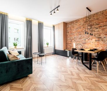 Klimatyczne, kompaktowe 2 pokoje z wyposażeniem - Photo 6