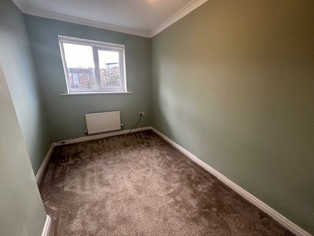 Addenbrooke Drive, Liverpool, L24 - Photo 3