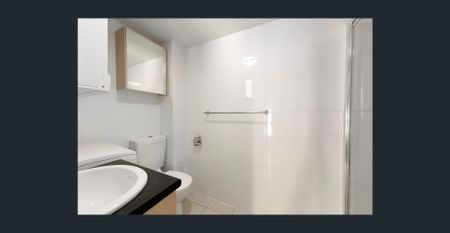 Fully Furnished Inner City Studio - Photo 4