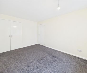 3 bedroom Town house to rent - Photo 5