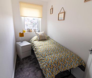 2 bedroom flat to rent - Photo 3