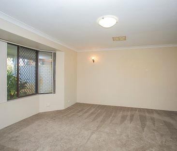 2 Thurles Court, Waterford WA 6152 - Duplex For Rent | Domain - Photo 1