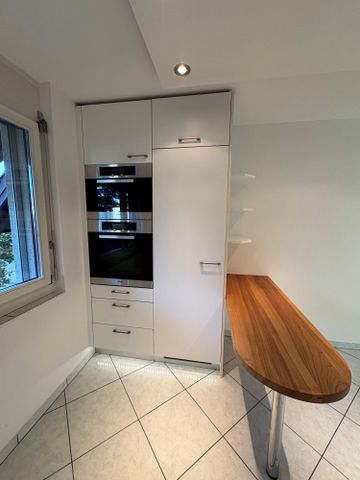 ***Helle 4.5-Zimmer-Wohnung mit Balkon*** - Photo 2