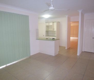 3 BEDROOM FAMILY HOME IN KIRWAN - Photo 6