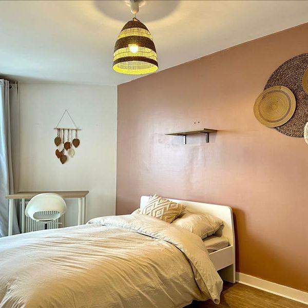 1 pièce - Meublé - 13 m² - 17ème étage - Colocation non autorisée - Photo 1