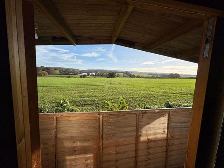 3 bedroom detached house to rent - Photo 4