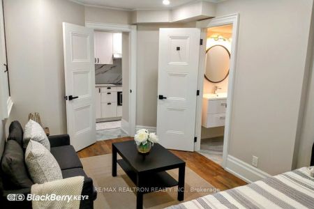 For Lease - 411 Concord Avenue, Toronto, Ontario - Photo 2